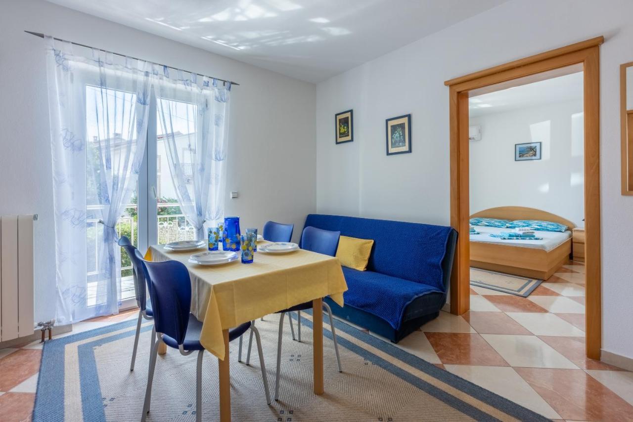 Apartmani Jaric Novi Vinodolski Kültér fotó