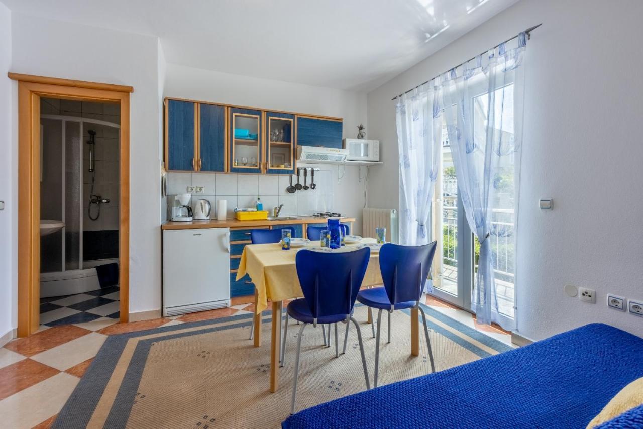 Apartmani Jaric Novi Vinodolski Kültér fotó
