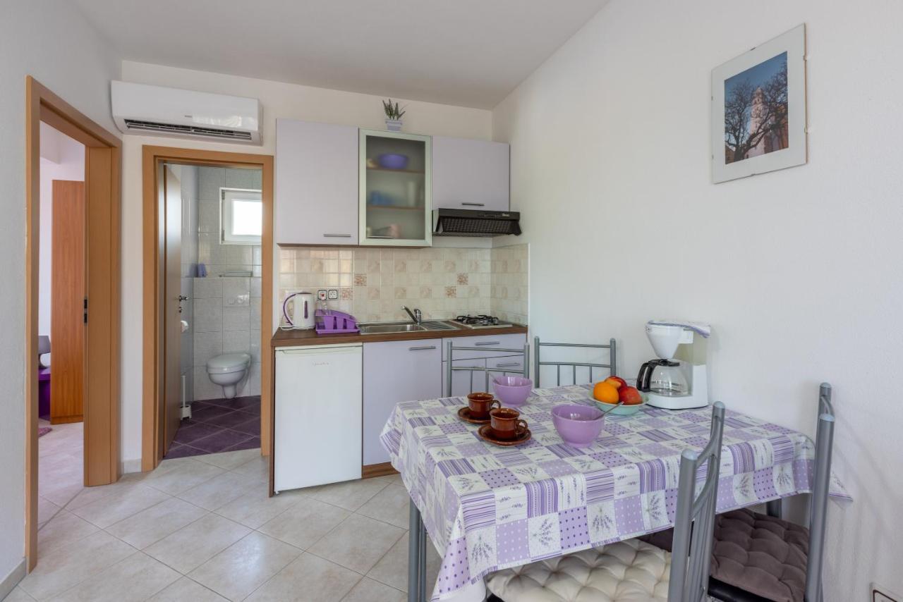 Apartmani Jaric Novi Vinodolski Kültér fotó