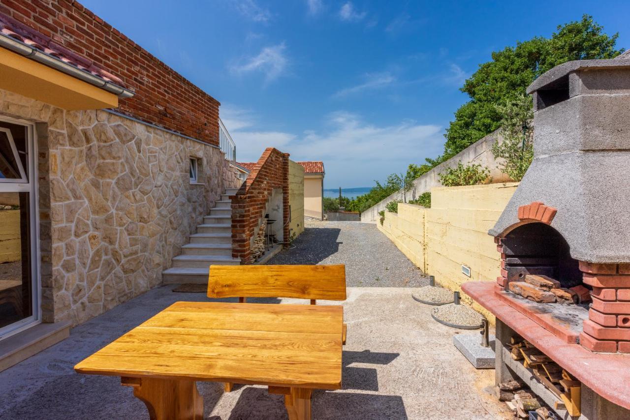 Apartmani Jaric Novi Vinodolski Kültér fotó